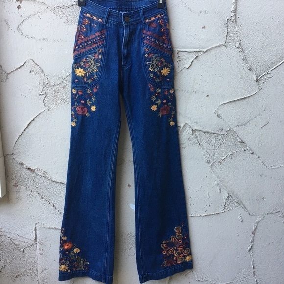 Spell & the Gypsy Collective Wanderlust Embroidered Jeans size XS - Picture 2 of 15